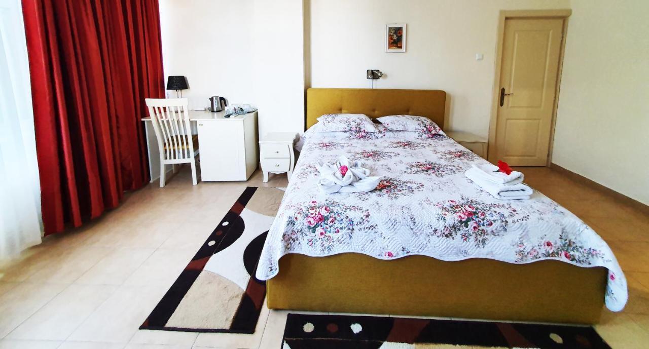 Hotel Florentina Констанца Екстериор снимка